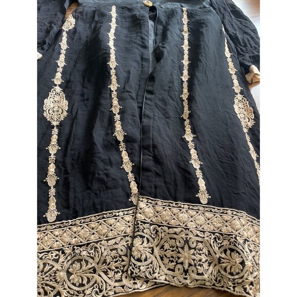 Needles Concepts black/Cream 3/4” sleeved midi dress - Picture 5 of 10